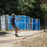 ...Il tutto muovendosi con grande rapidit�